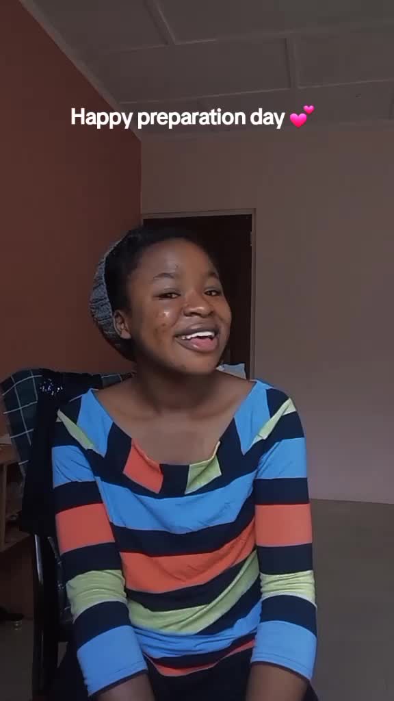 @Lizzie ē Colour ✏️ Maven🎨🎼📸