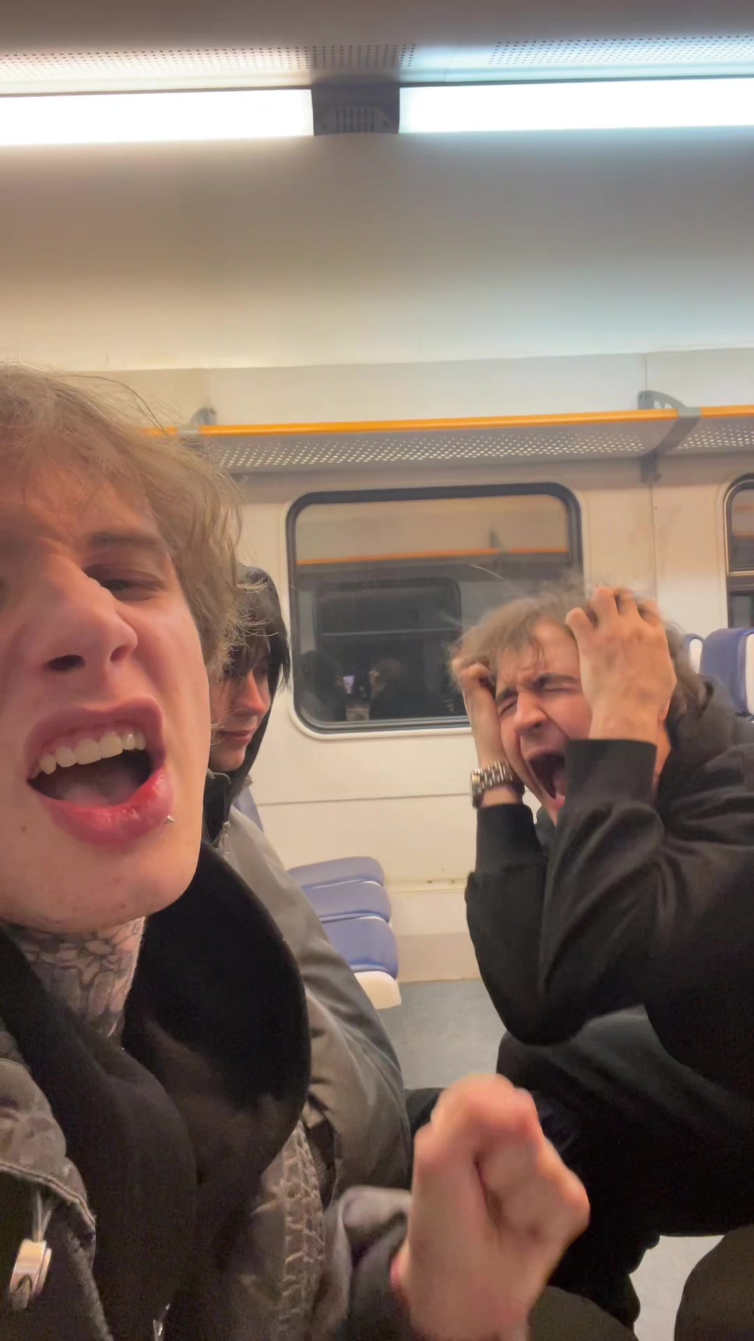 @Еврик