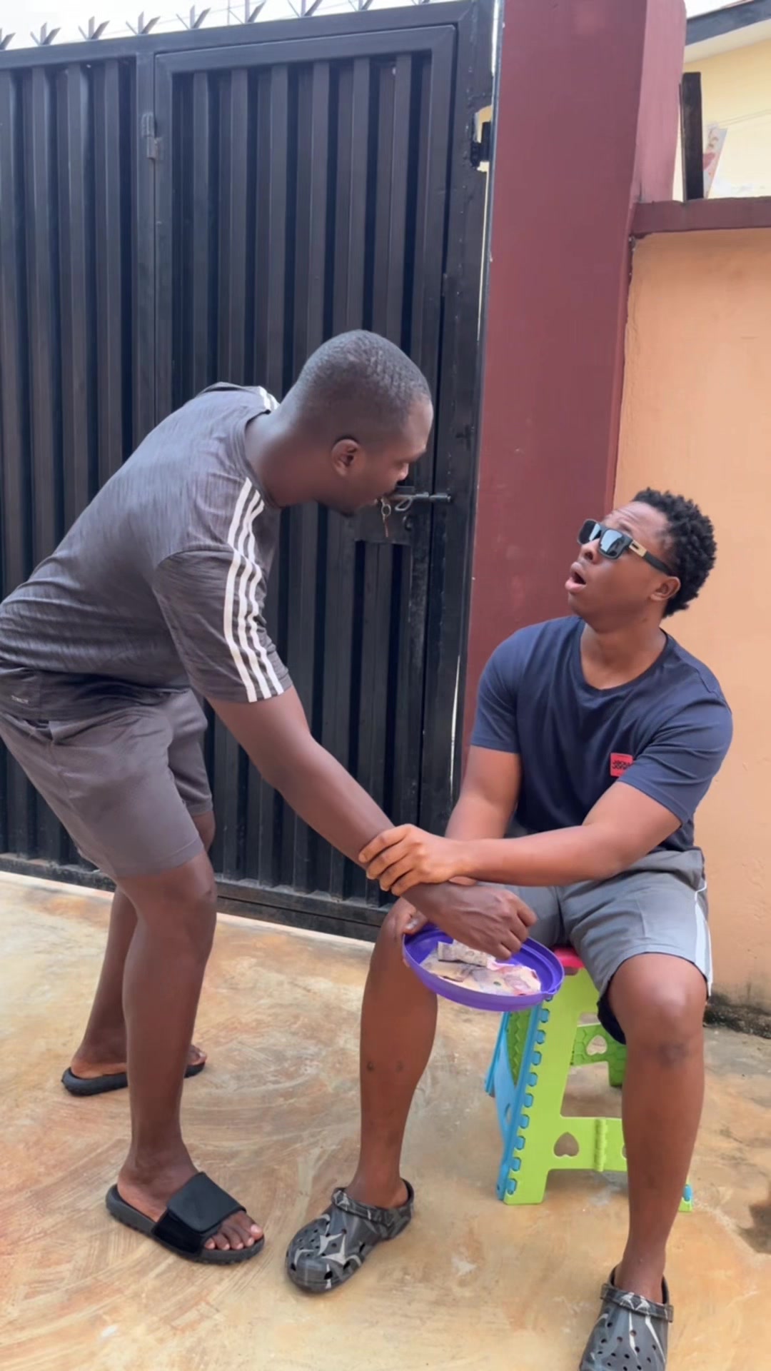 @Ebube🤪