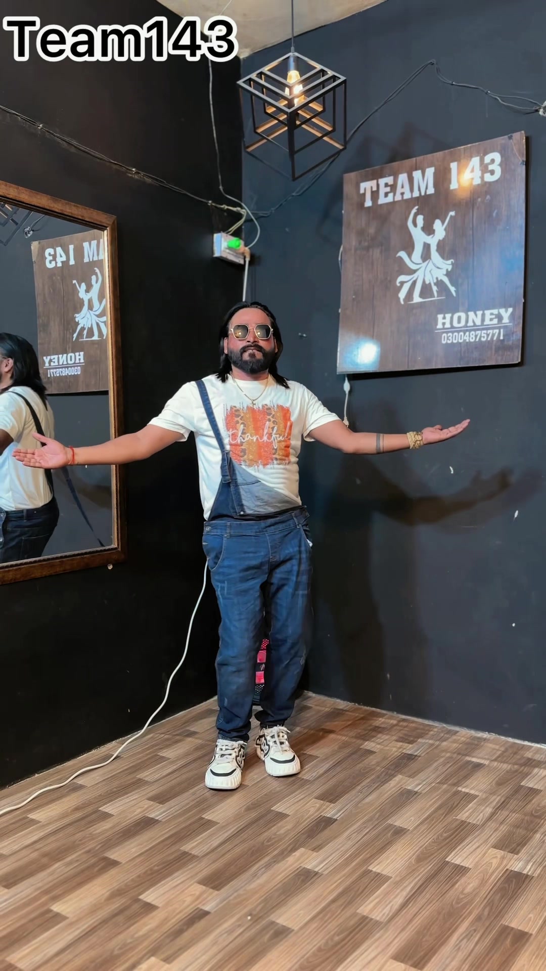 @Honey Dancer