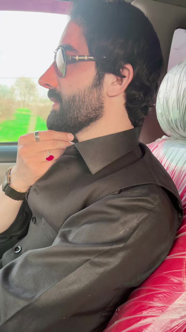 @Malik Irfan Tangi 444