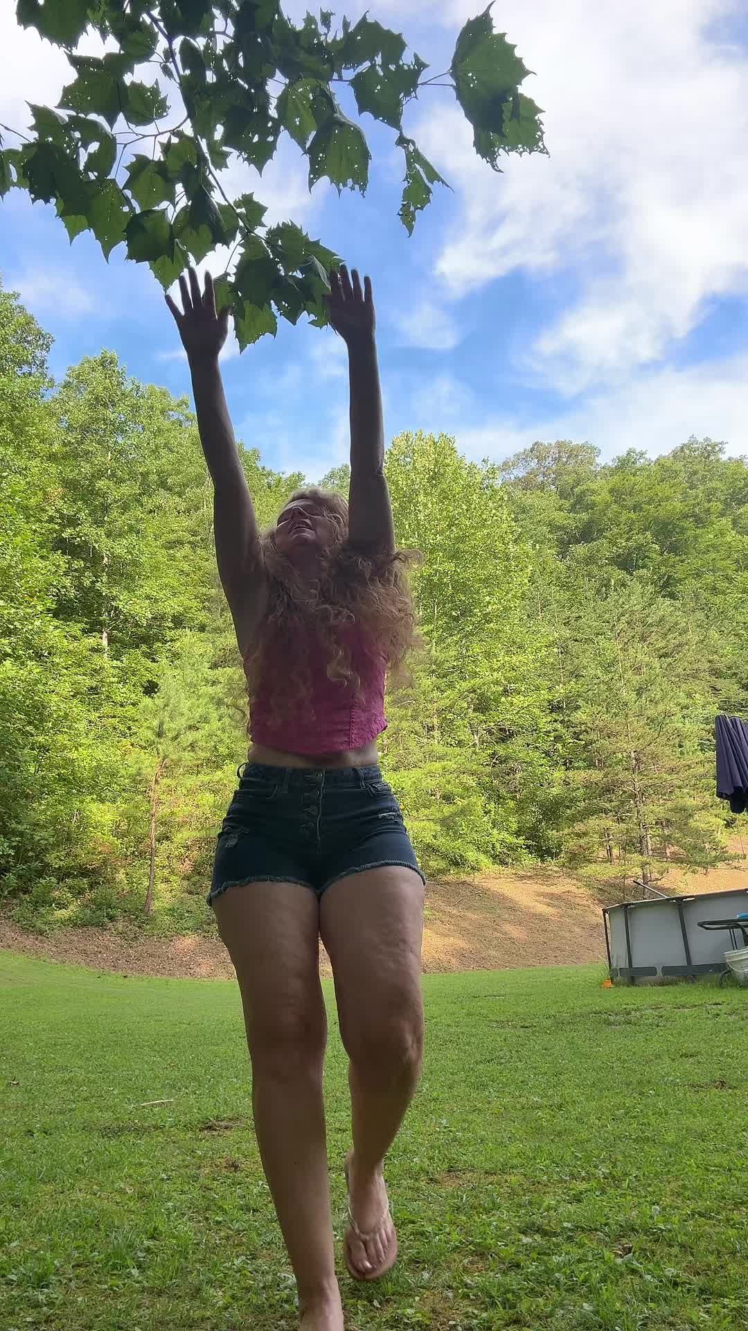 @Gg