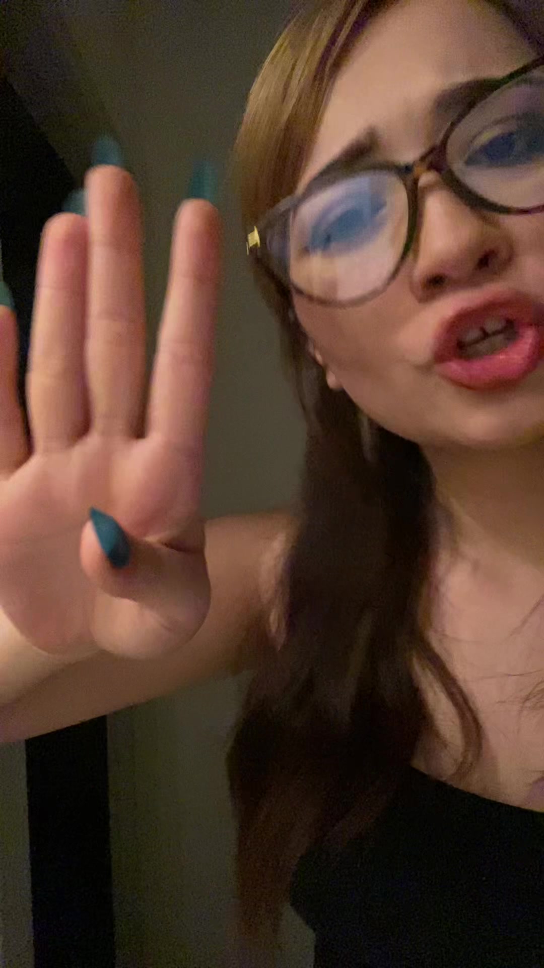 @t