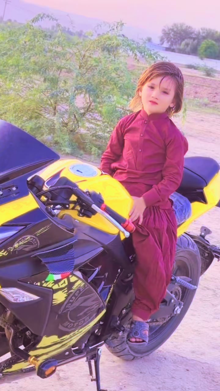 @🦋Riaz pirbakhel🦋