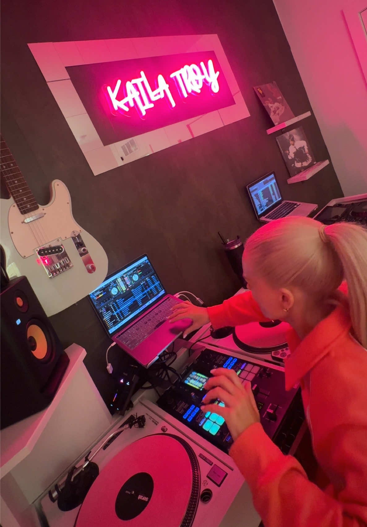 @Kaila Troy
