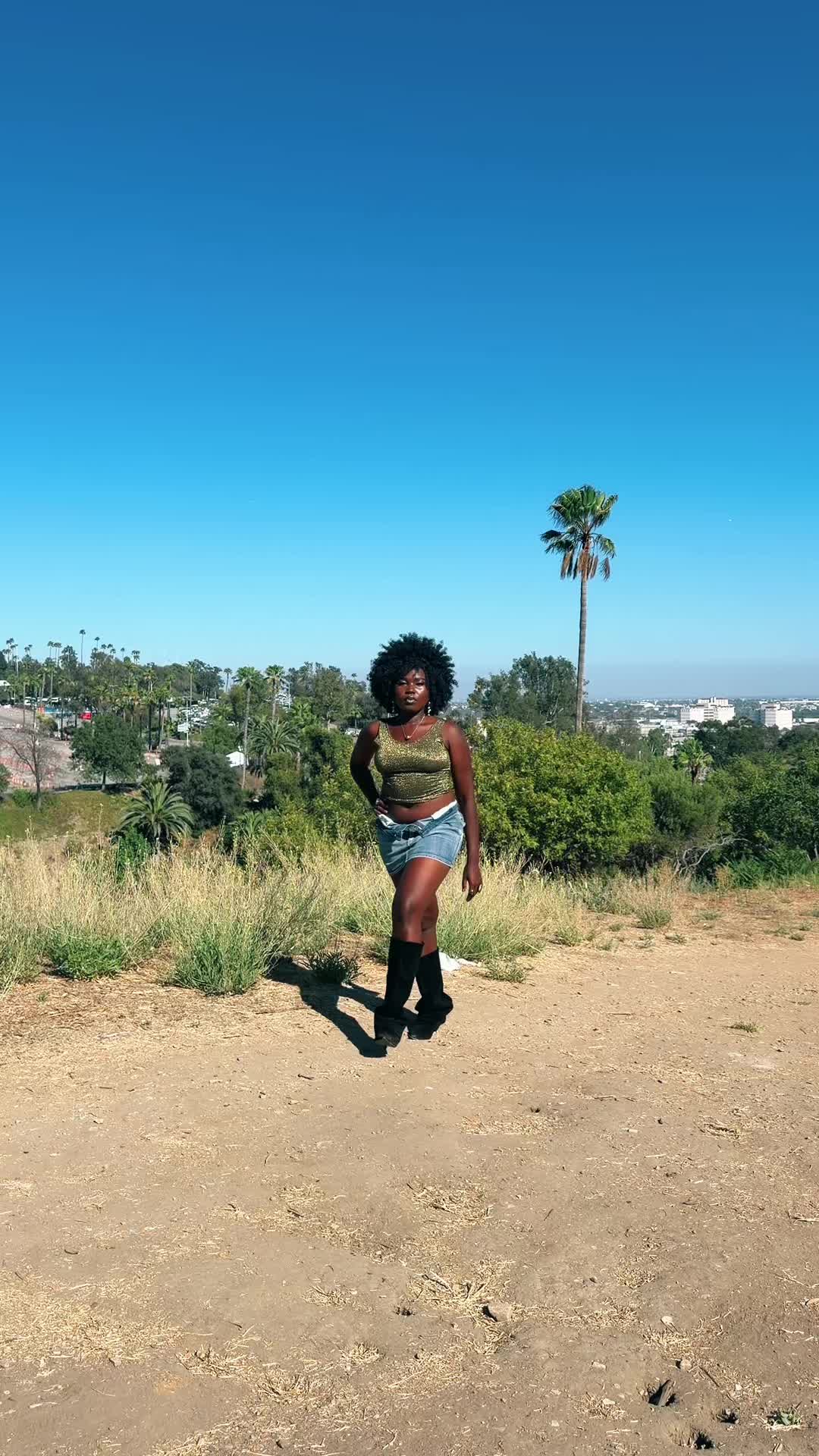 @tinaa_starra