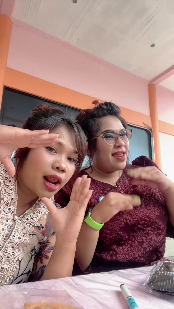 @Nathalia Ester