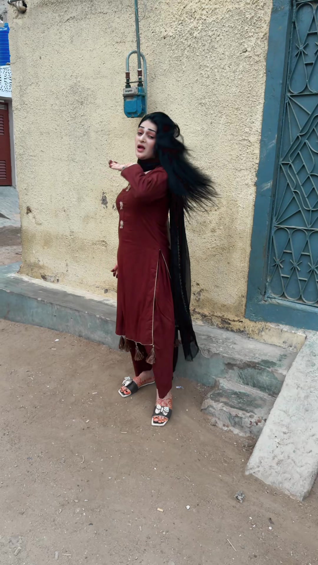@Misses Karachi zindage