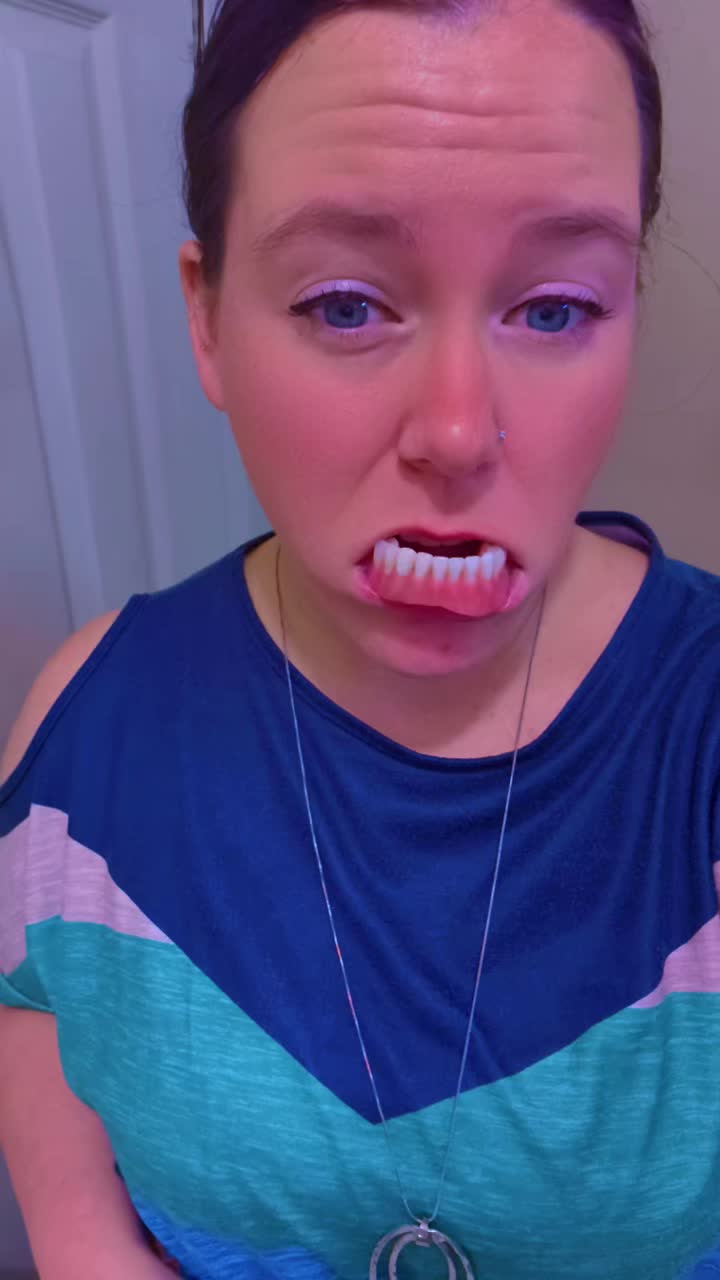 @Twotonsofloves_queen