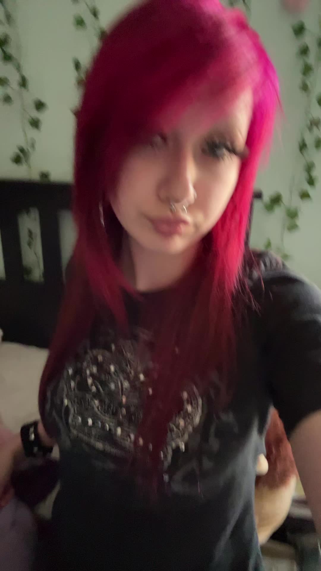 @˚⊹ 𝐡𝐞𝐥𝐞𝐧𝐚 ֺ۪ ✦˚