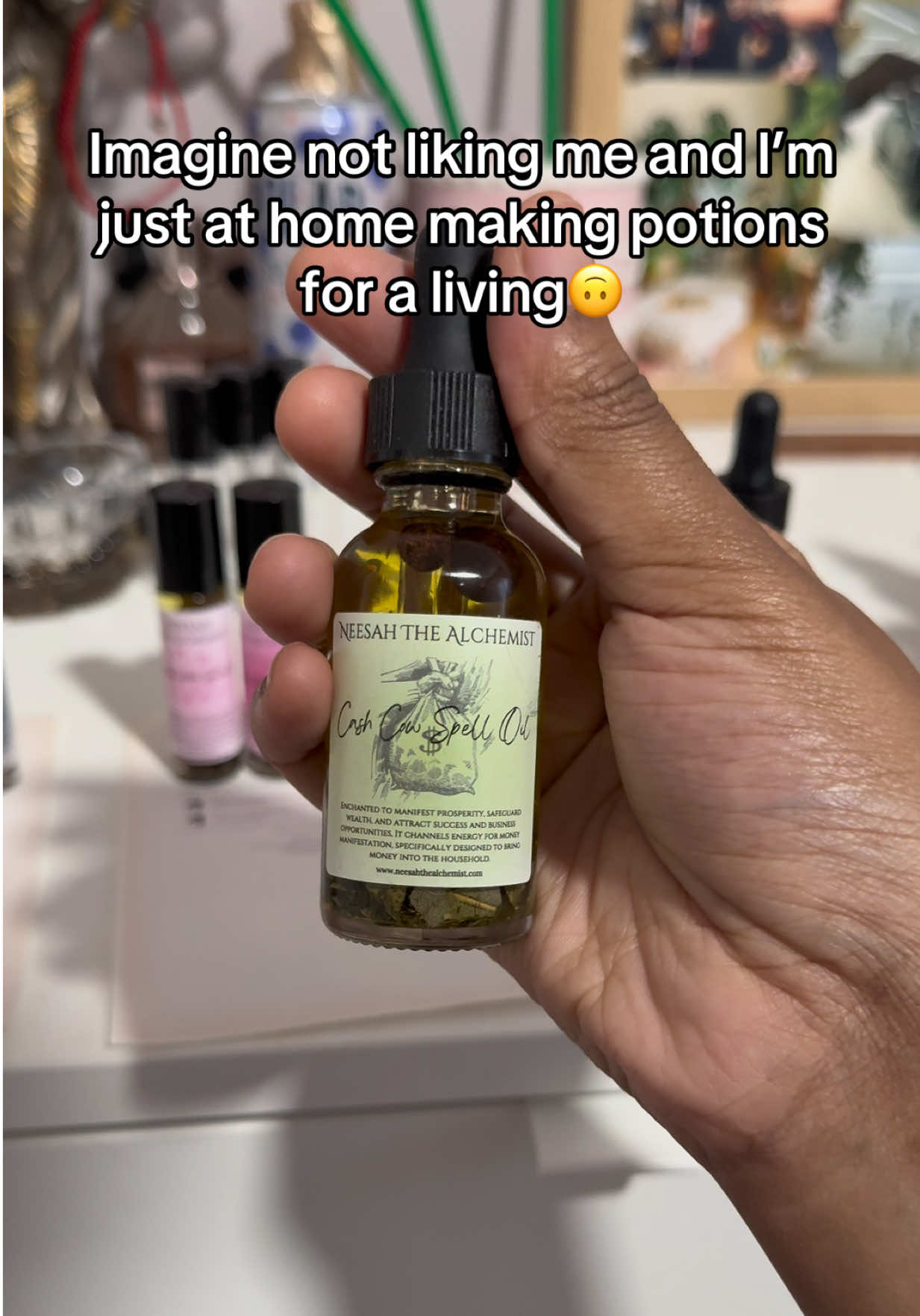 @Neesah The Alchemist 🧙🏾♀️