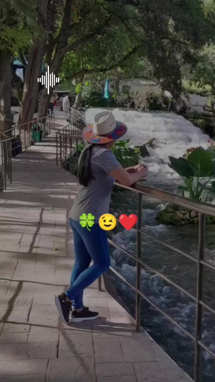 @Anii💐🌺