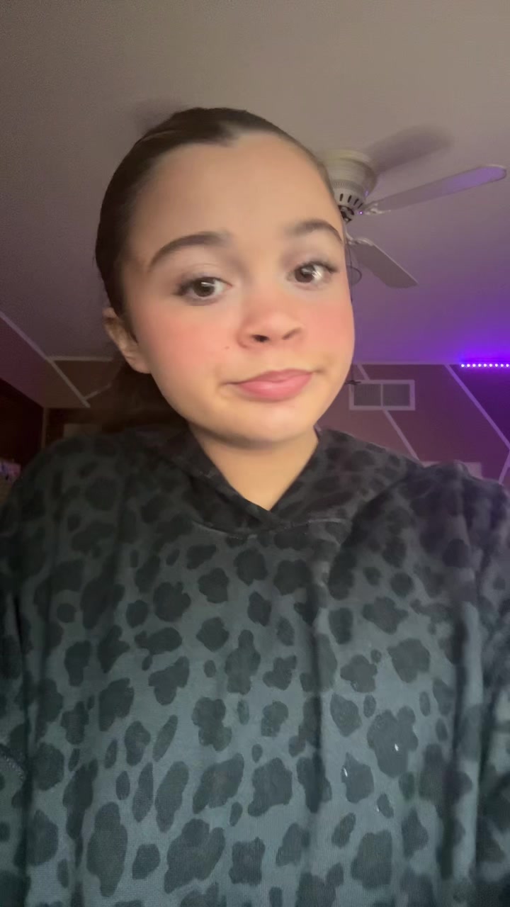 @lilly🌷✝️