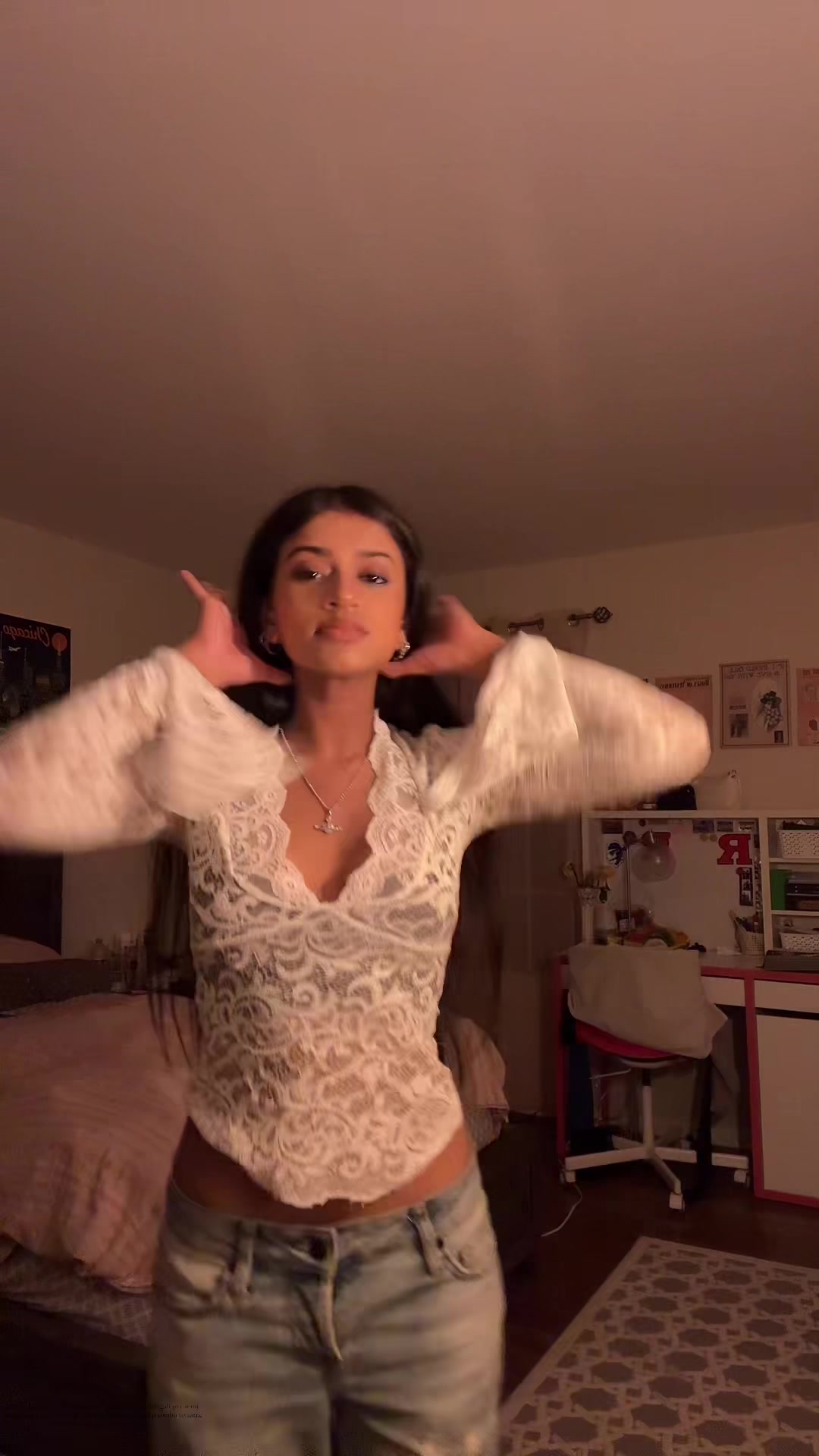 @⛤