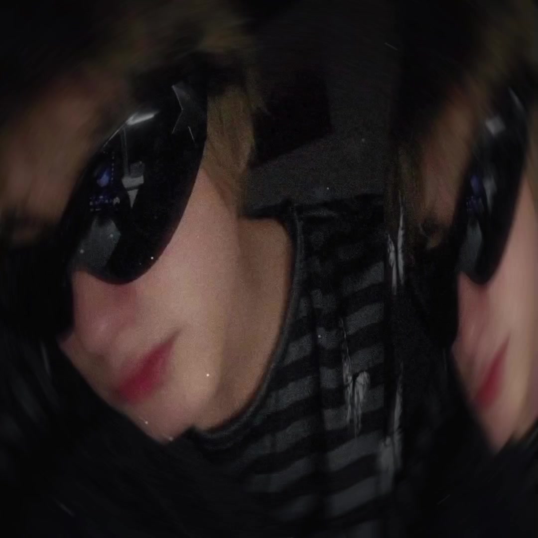 @𝘼𝙍𝙏𝙄𝙎