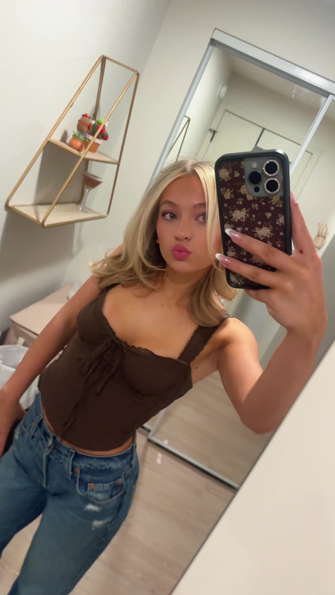 @baileyferrisss