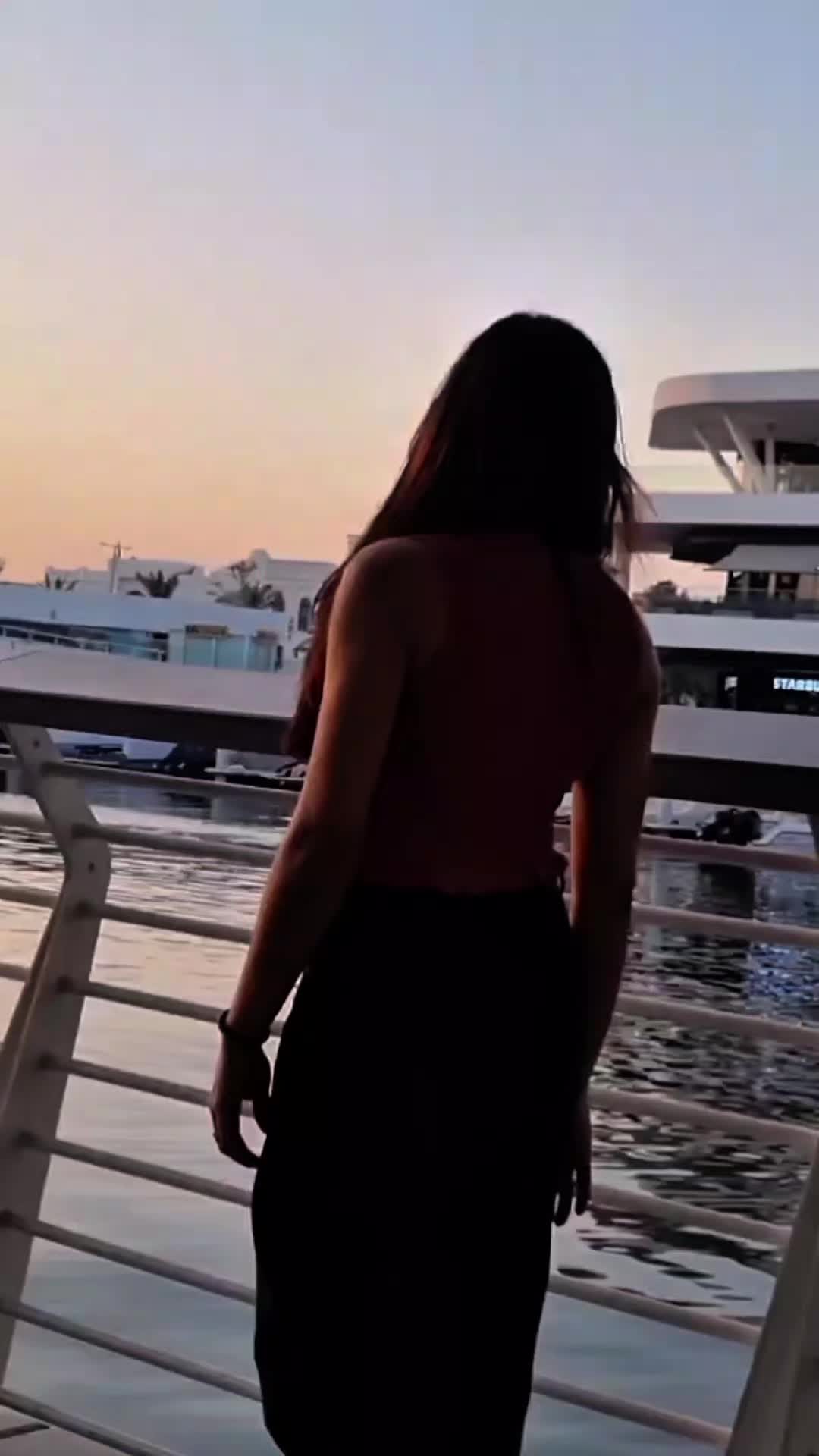 @raveenakani