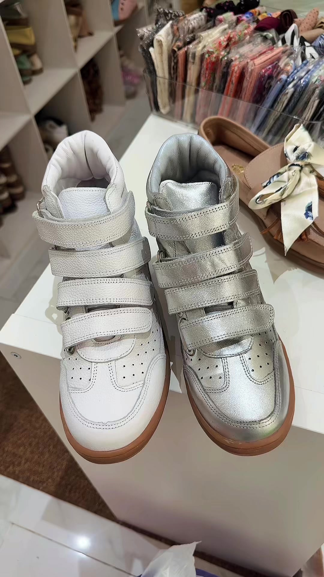 @Zapatos Syslaffitte