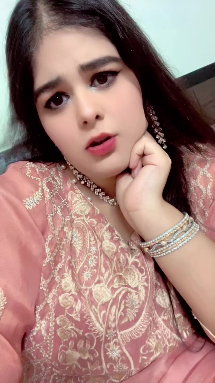 @Kanza_siddiqui