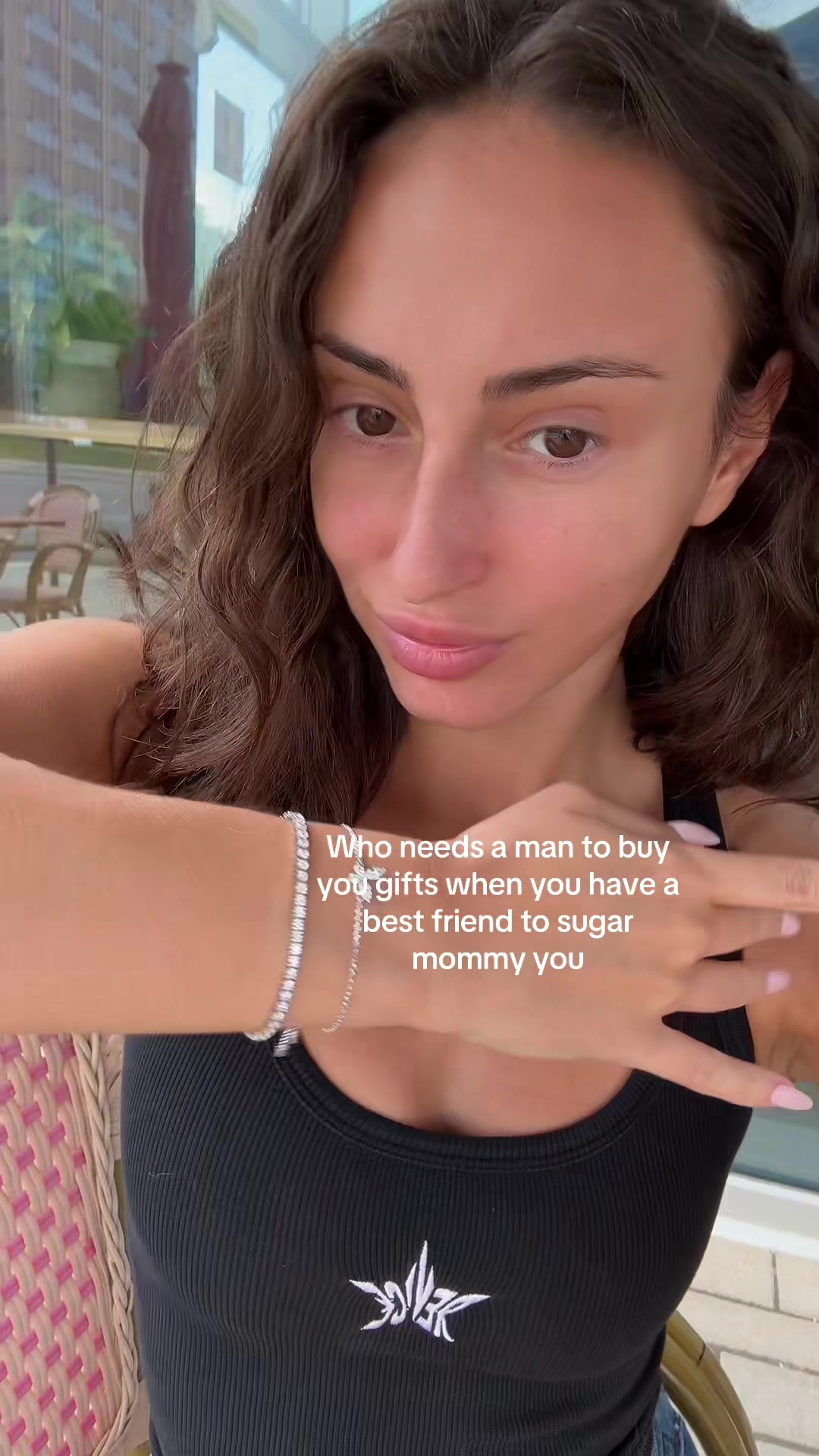 @lenaxmirou