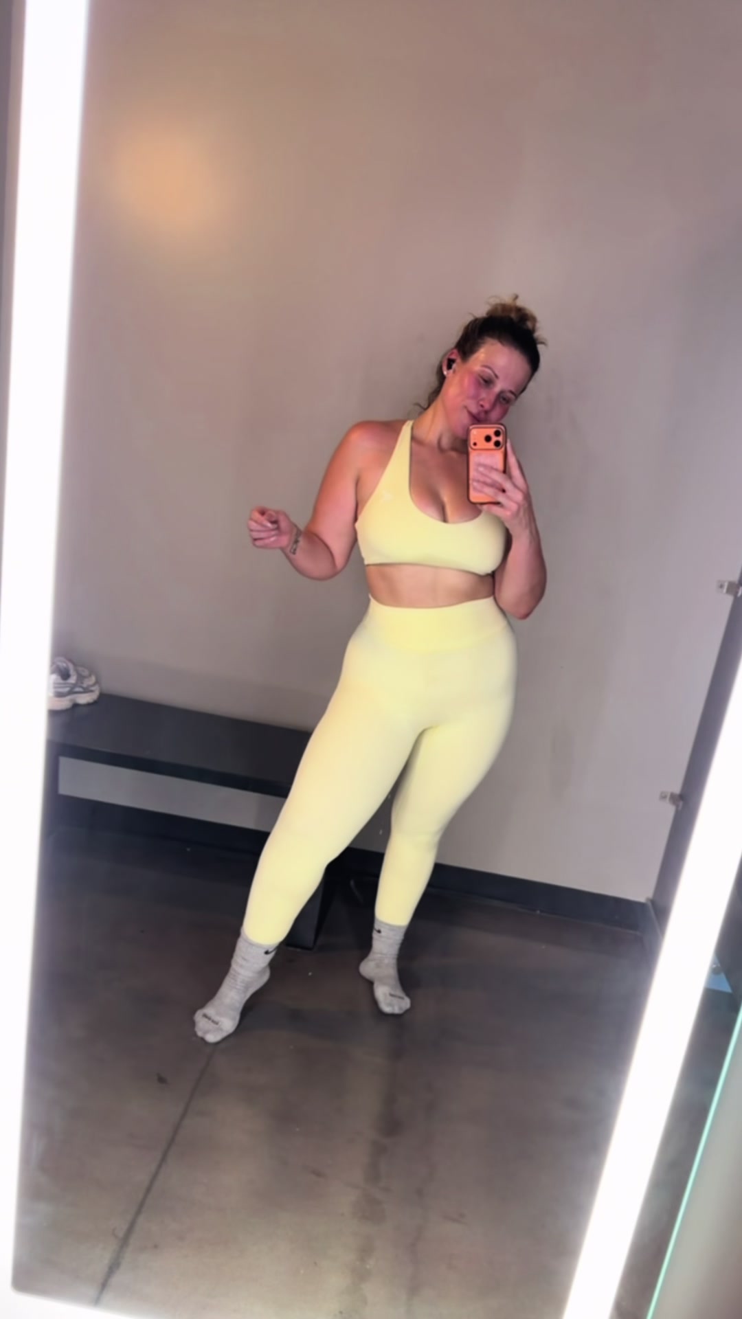 @Barbie_viton
