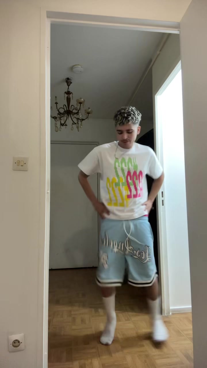 @Mzb0y222
