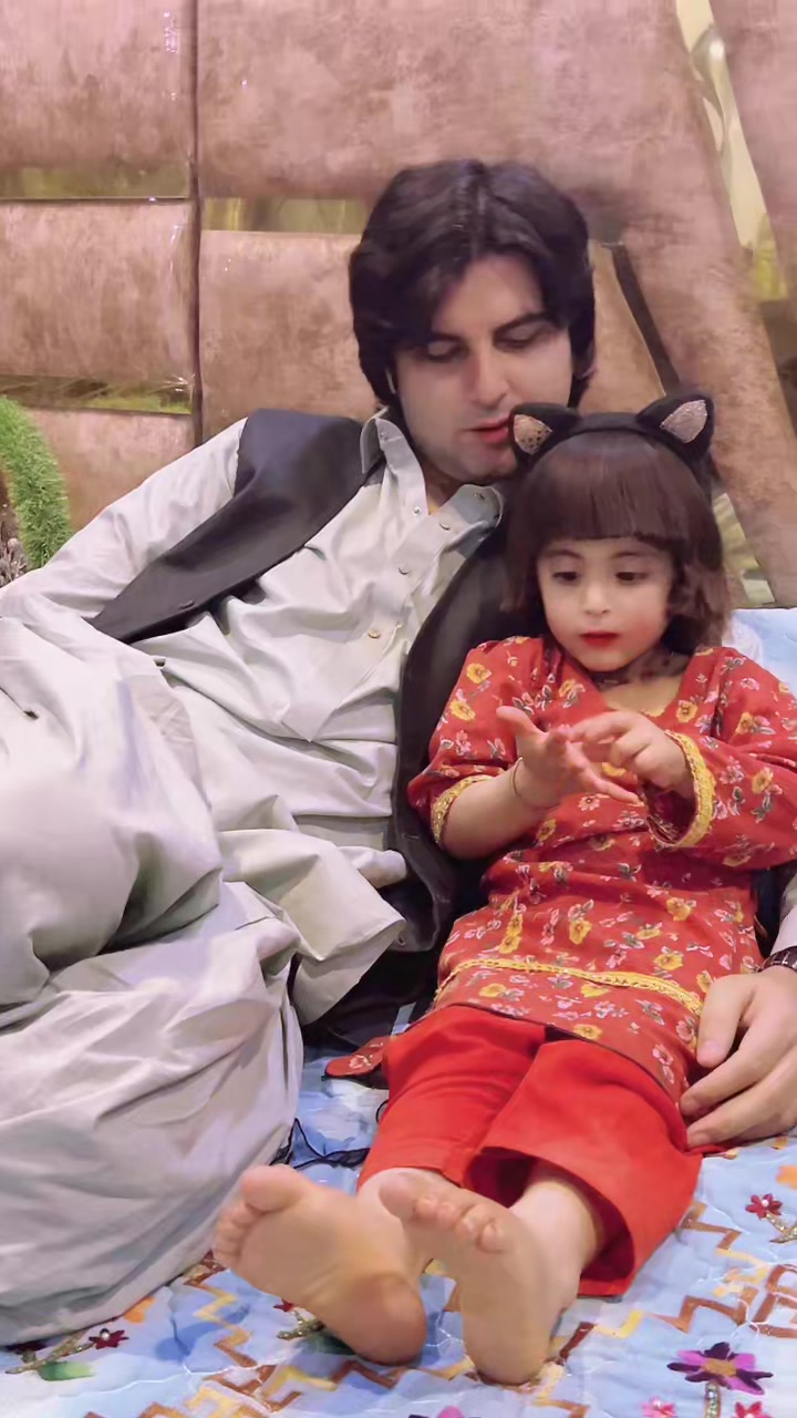 @Liaqat Tareen ❤️