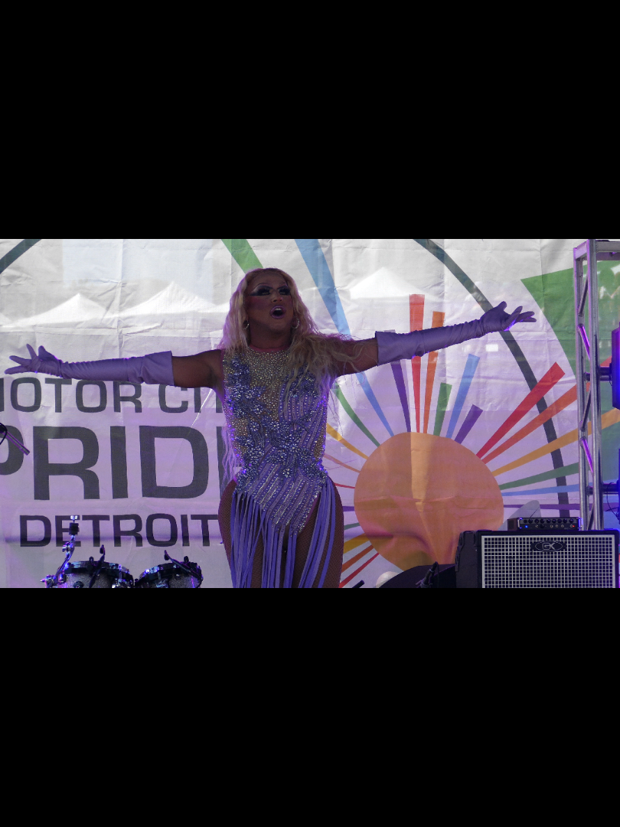 @DavidLovesDrag OK!