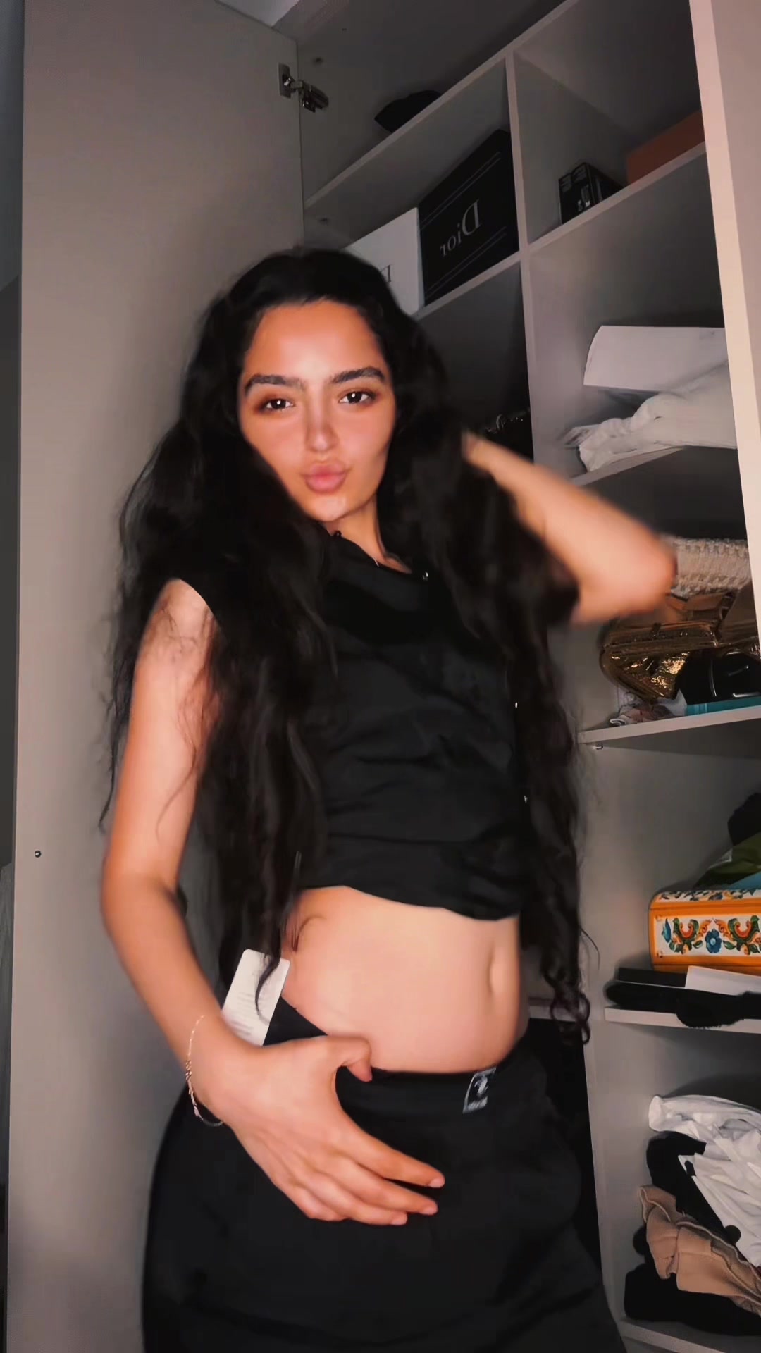 @Angelica_25