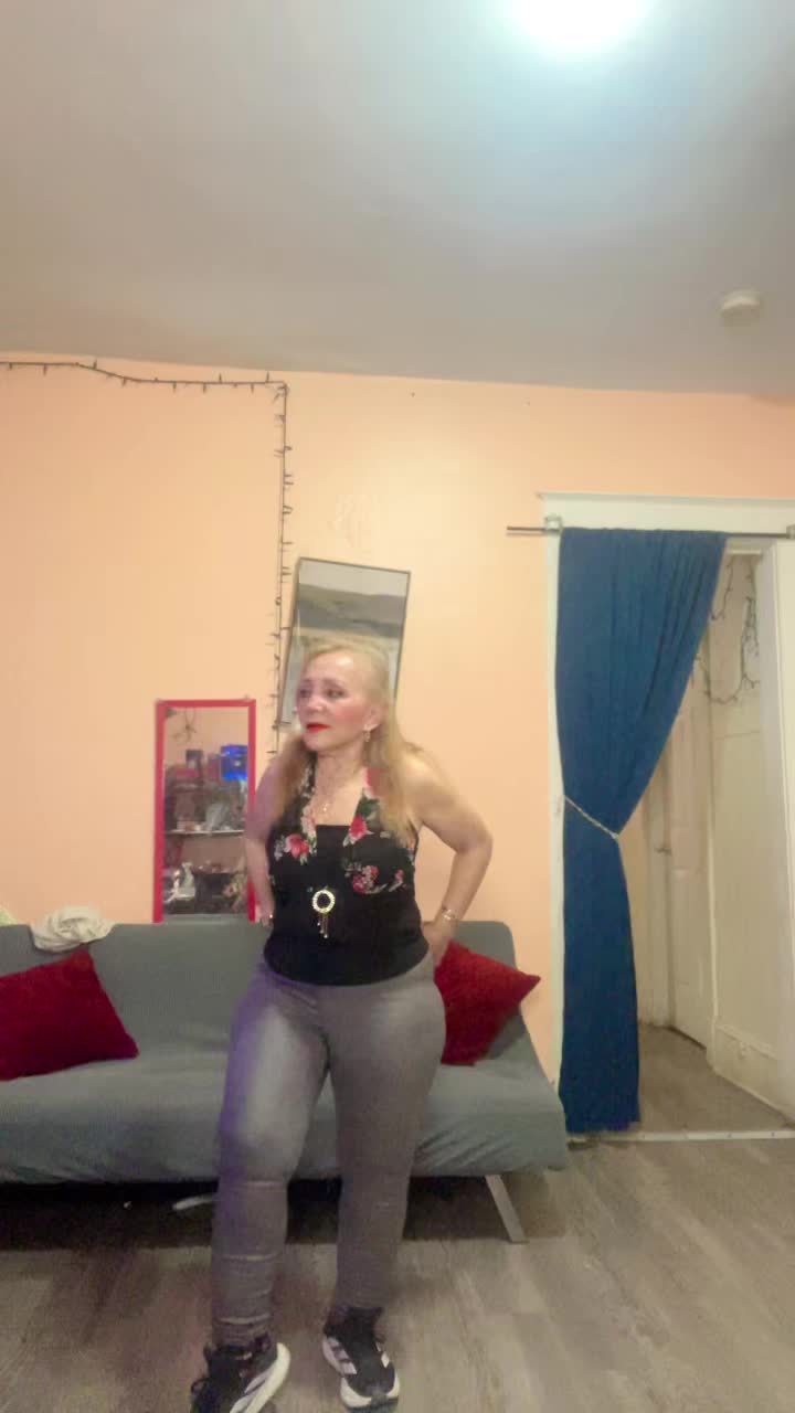 @Linda Castro