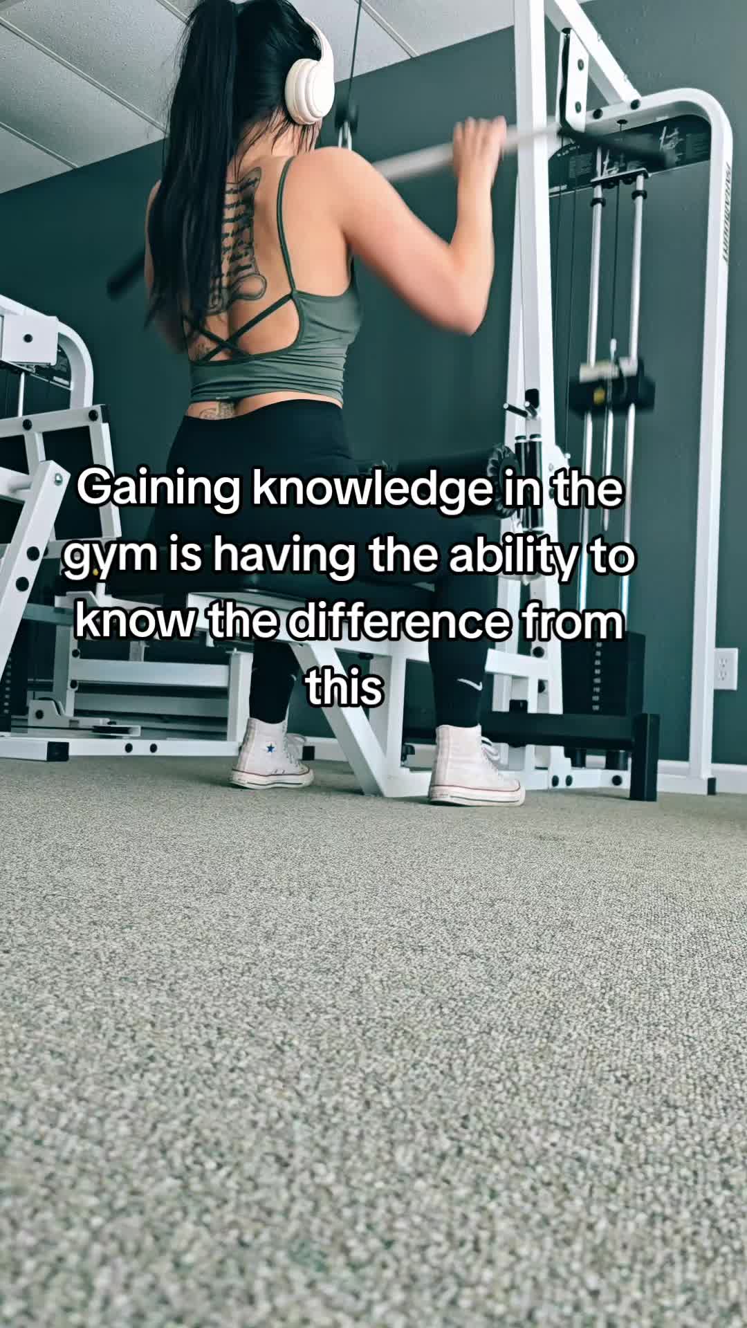 @moodymegan
