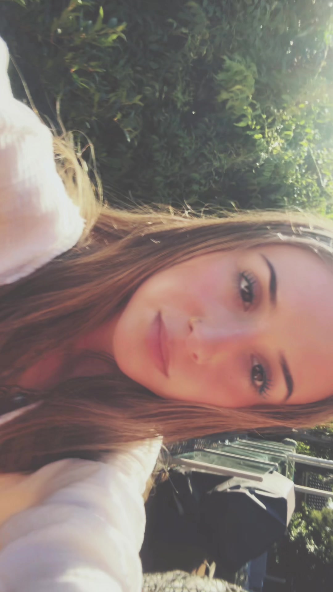 @ava