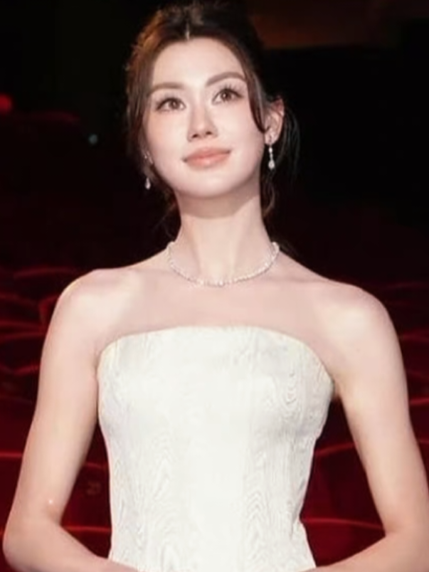 @Pls Princess LenaMiu
