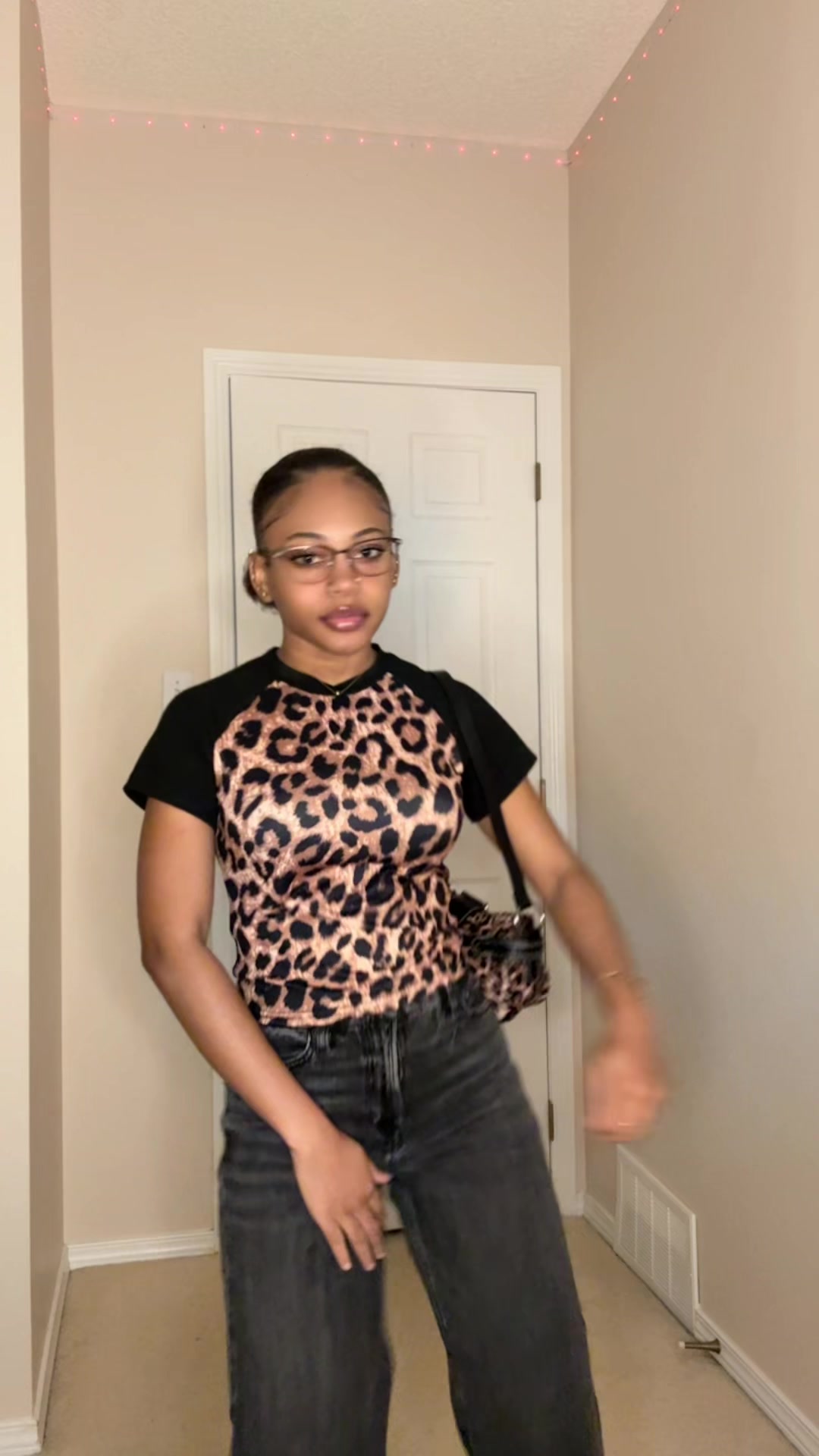 @Emily🖤👤