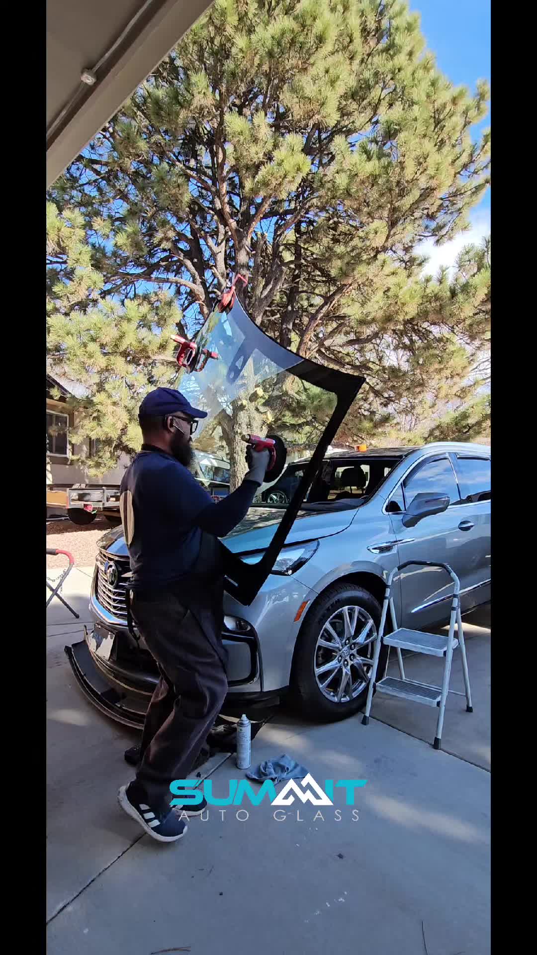 @Summit Auto Glass