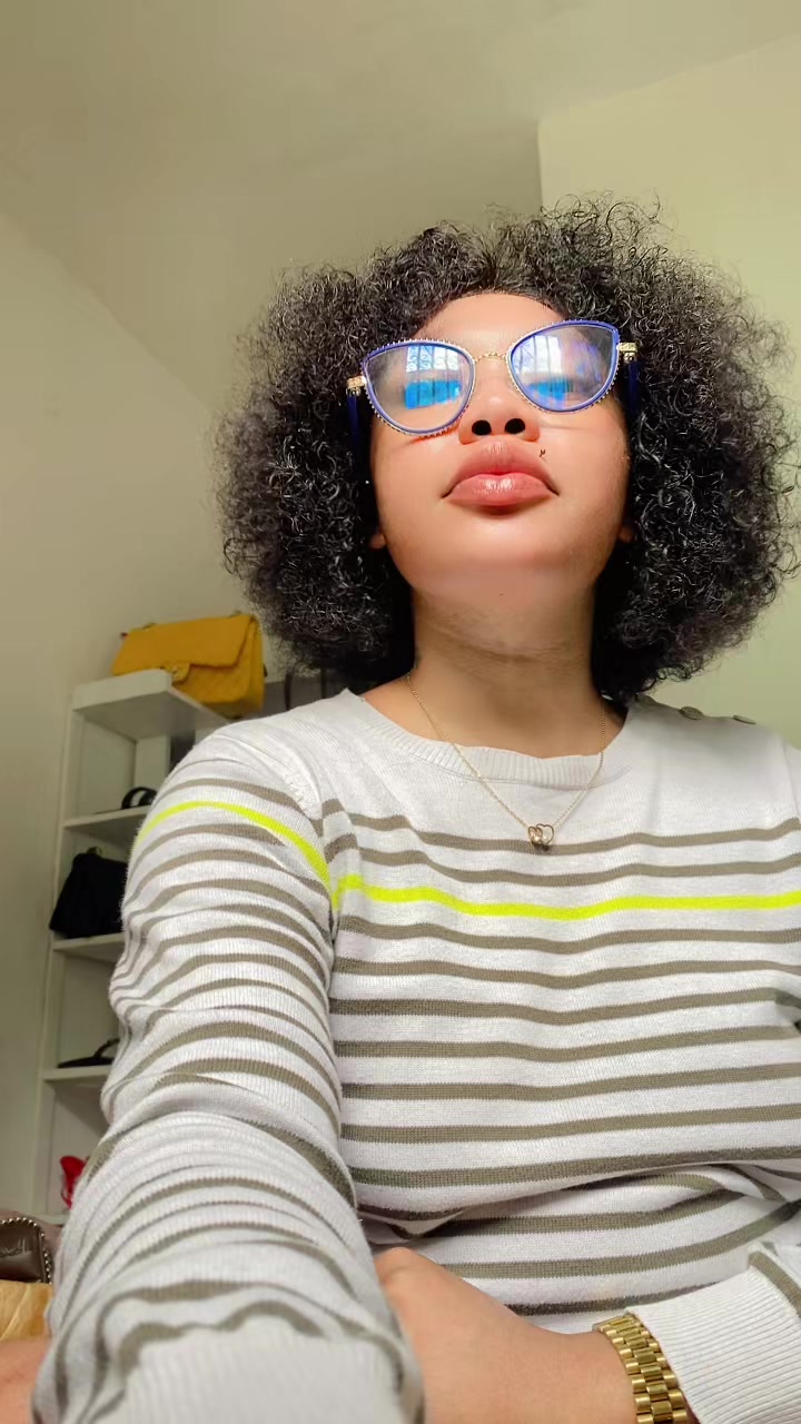 @Ange 😇 ou démon 😈