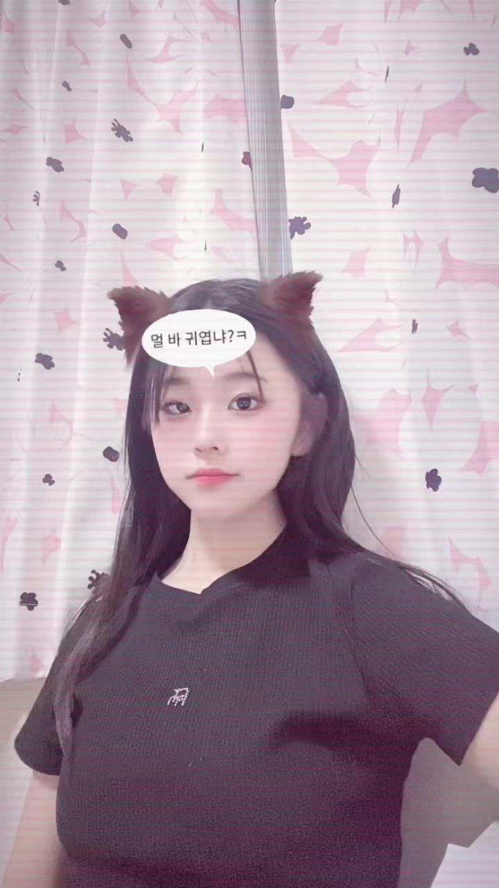 @すみれ