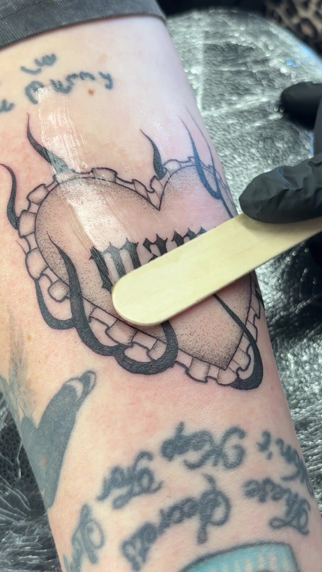 @rach.hell.tattoo