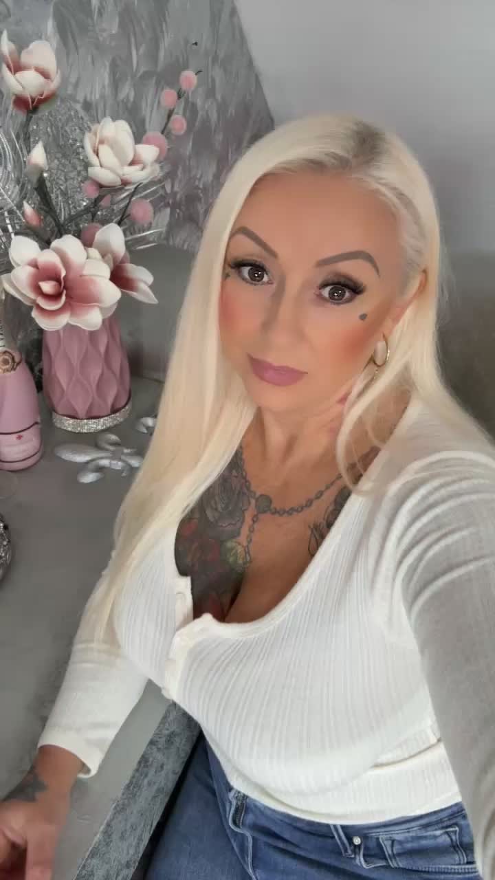 @Melli_777_