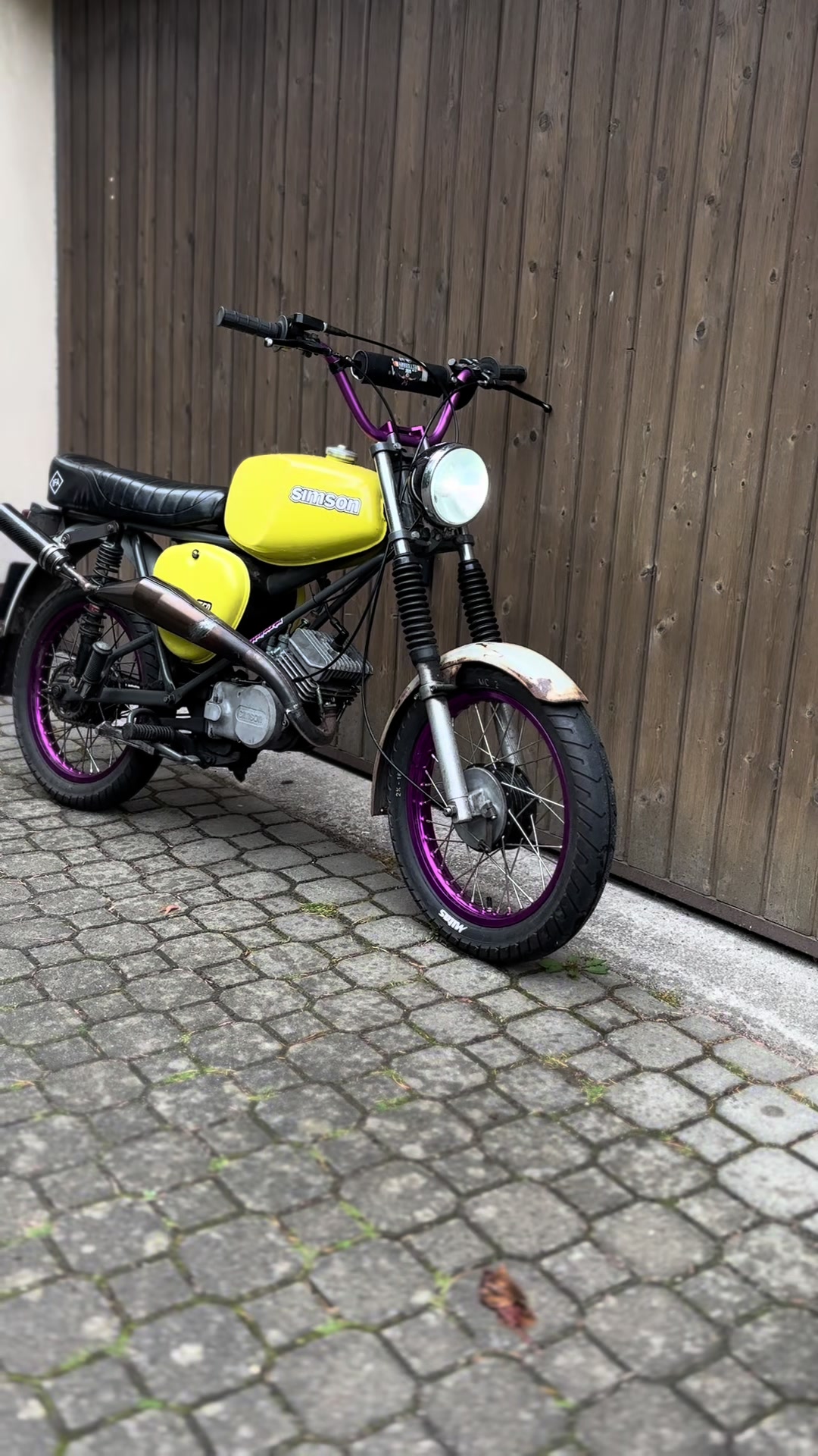 @2stroke.hnl