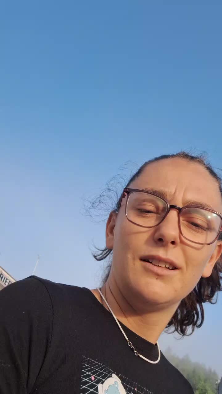 @rolloffgirl