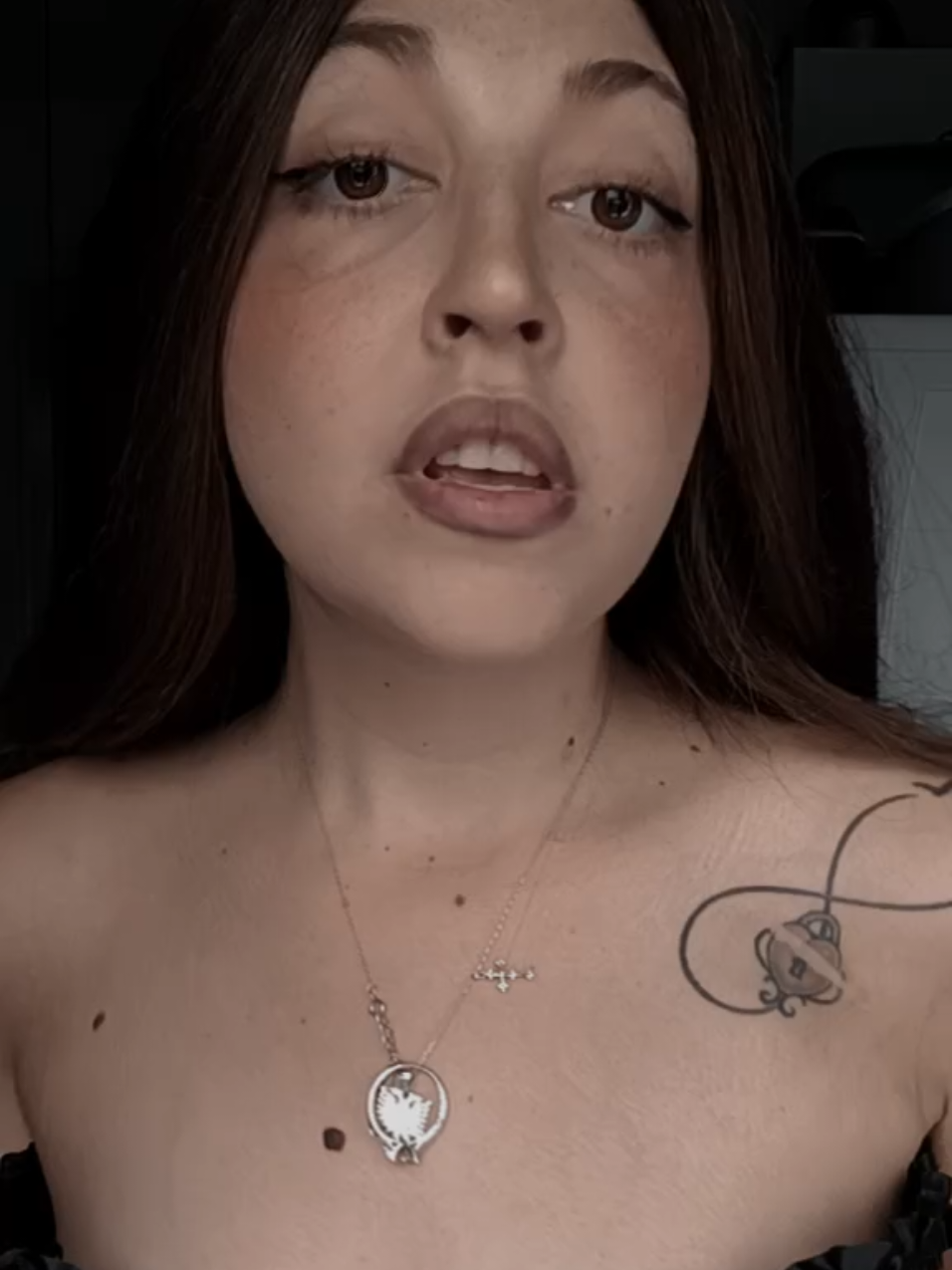 @SH.