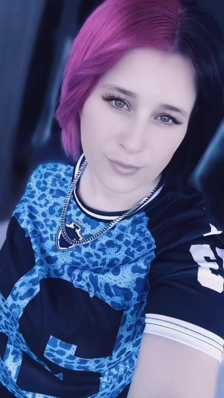 @🦋x_ Girlii_x🦋