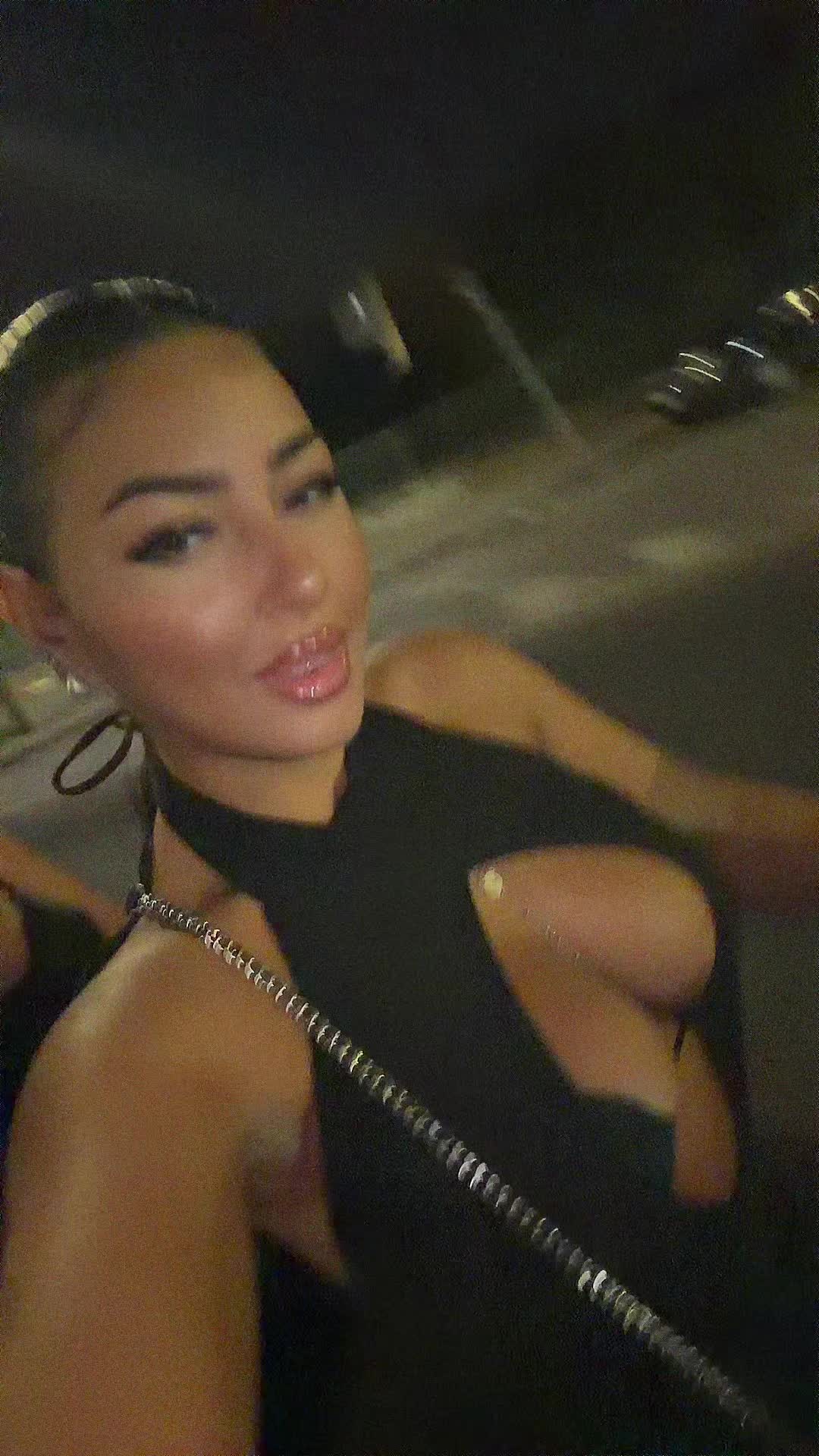 @Nina