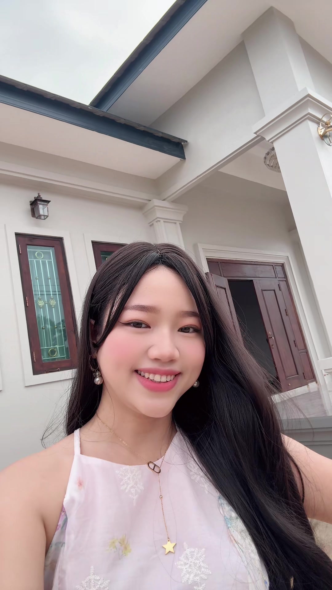 @Bobby🦋🦄~~