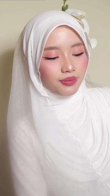 @MAKE UP ARTIST PURWOKERTO
