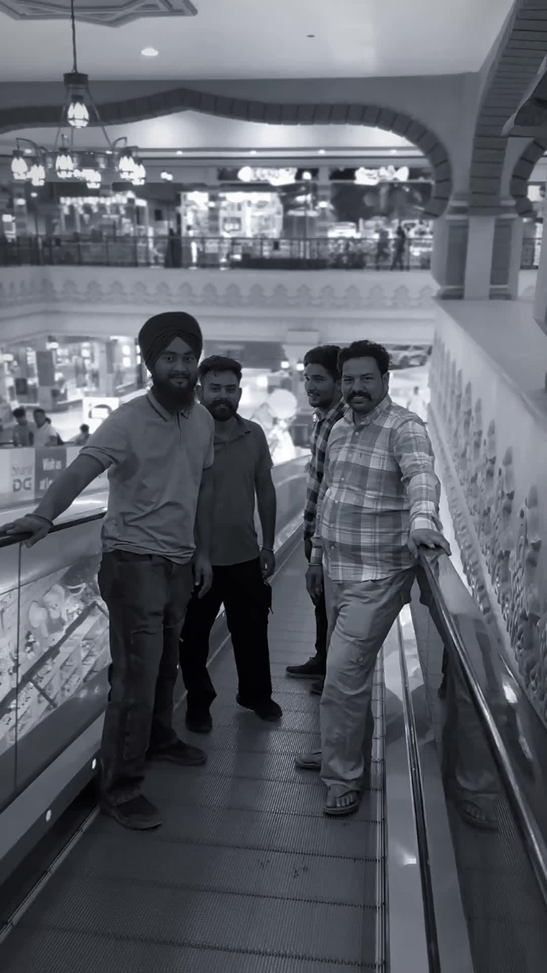 @ਰੰਧਾਵਾ ਸਾਬ🇴🇲