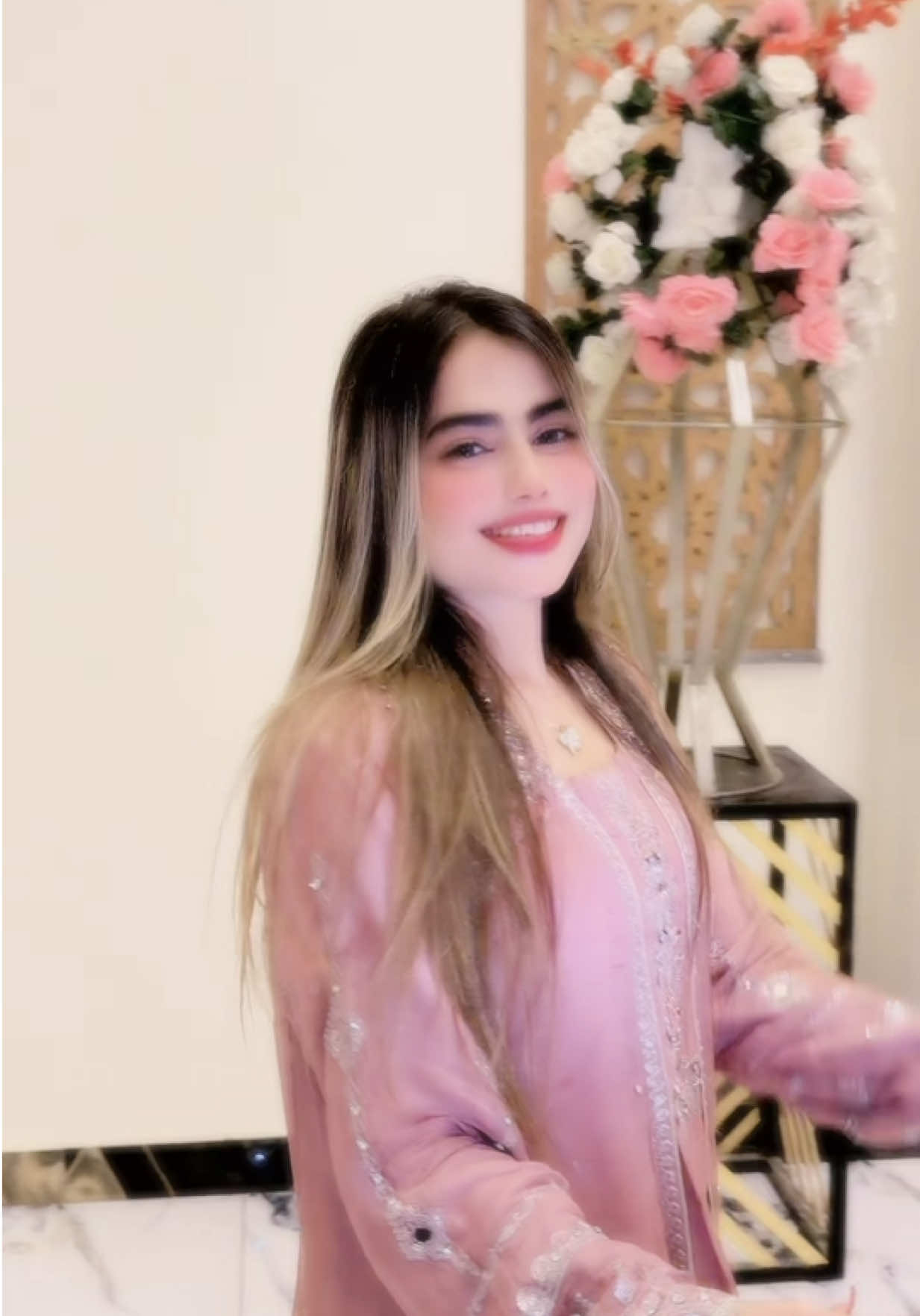 @♥️Kaînat Malîk♥️