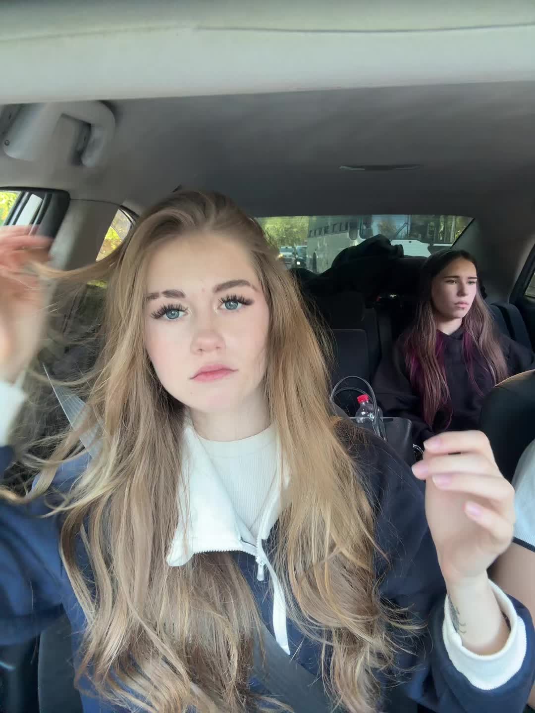 @Аряня💕