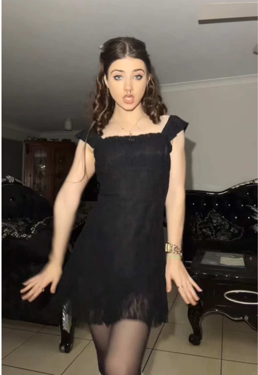 @𝓚𝓲𝓴𝓲 🌟